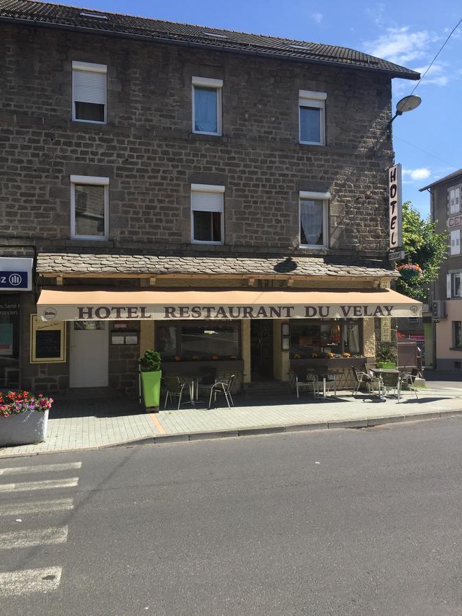 Hotel Restaurant Du Velay Льо Шамбон-сюр-Линьон Екстериор снимка